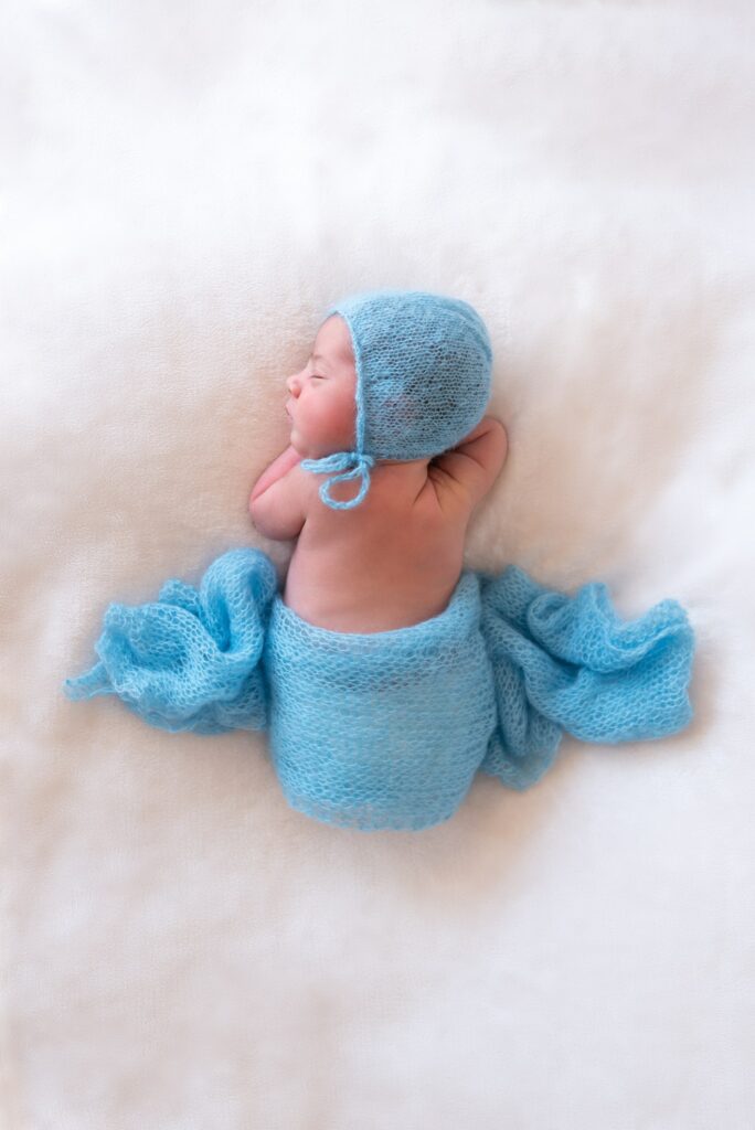 Fotos de bebé con gorrito azul Valencia