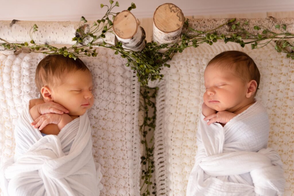 Recién nacidos gemelos en camita Xàtiva