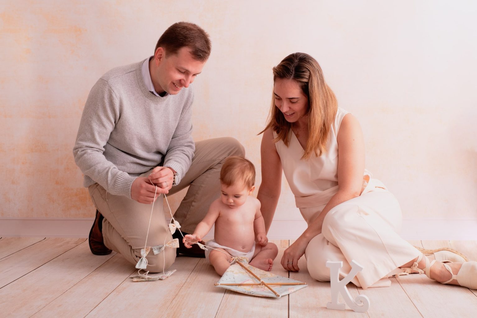 foto bebe un año xativa cristina escobar fotografa familia cometa